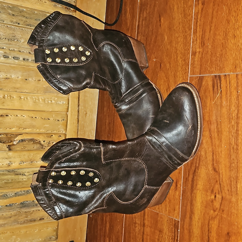 PATRON BOOTS WOMENS 9 NWOT